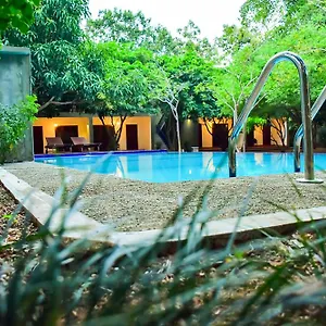  Hotel Tropicara